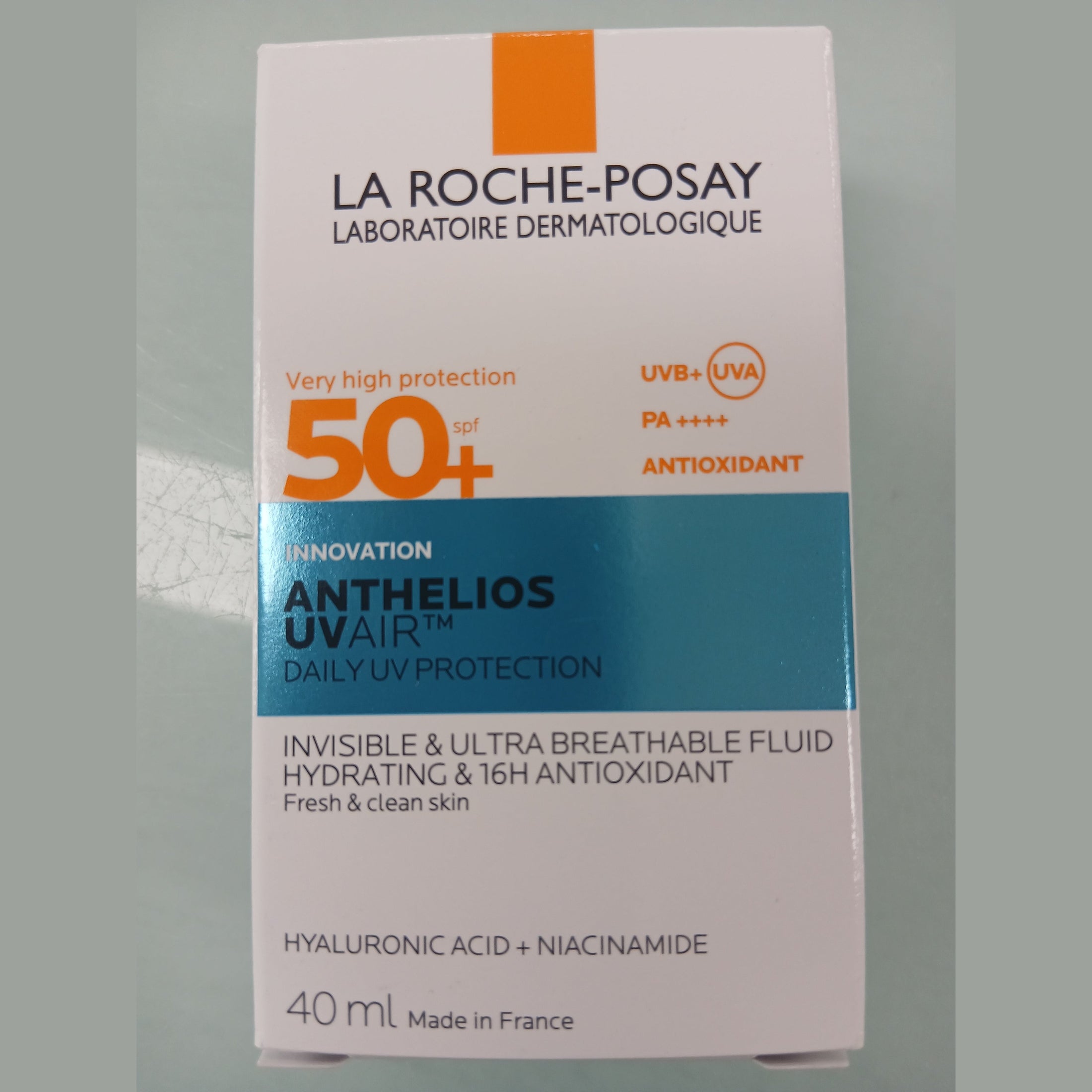 La Roche-Posay Anthelios UVAIR Daily UV Protection