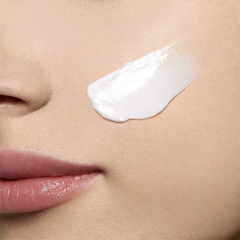 Clarins Super Restorative Day Cream SPF 15